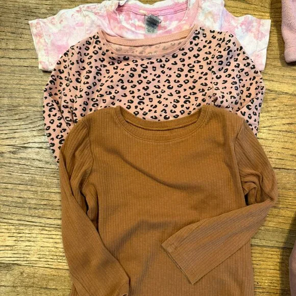 Toddler Girl Bundle (8 Items) | 2T - Picture 3 of 7